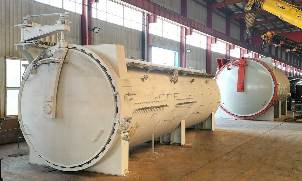 中航工業(yè)中國航空制造技術(shù)研究院 φ3500x11000mm 250℃ 1